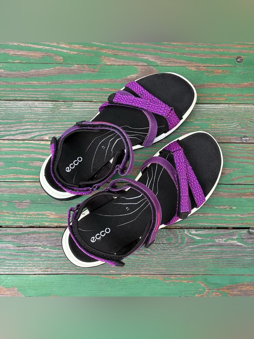 ECCO Womens Offroad Roam Purple Beetroot Sandal Strappy Sz 10 Trail Hiking Shoes